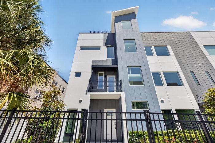 The Edison at Innovation Townhomes