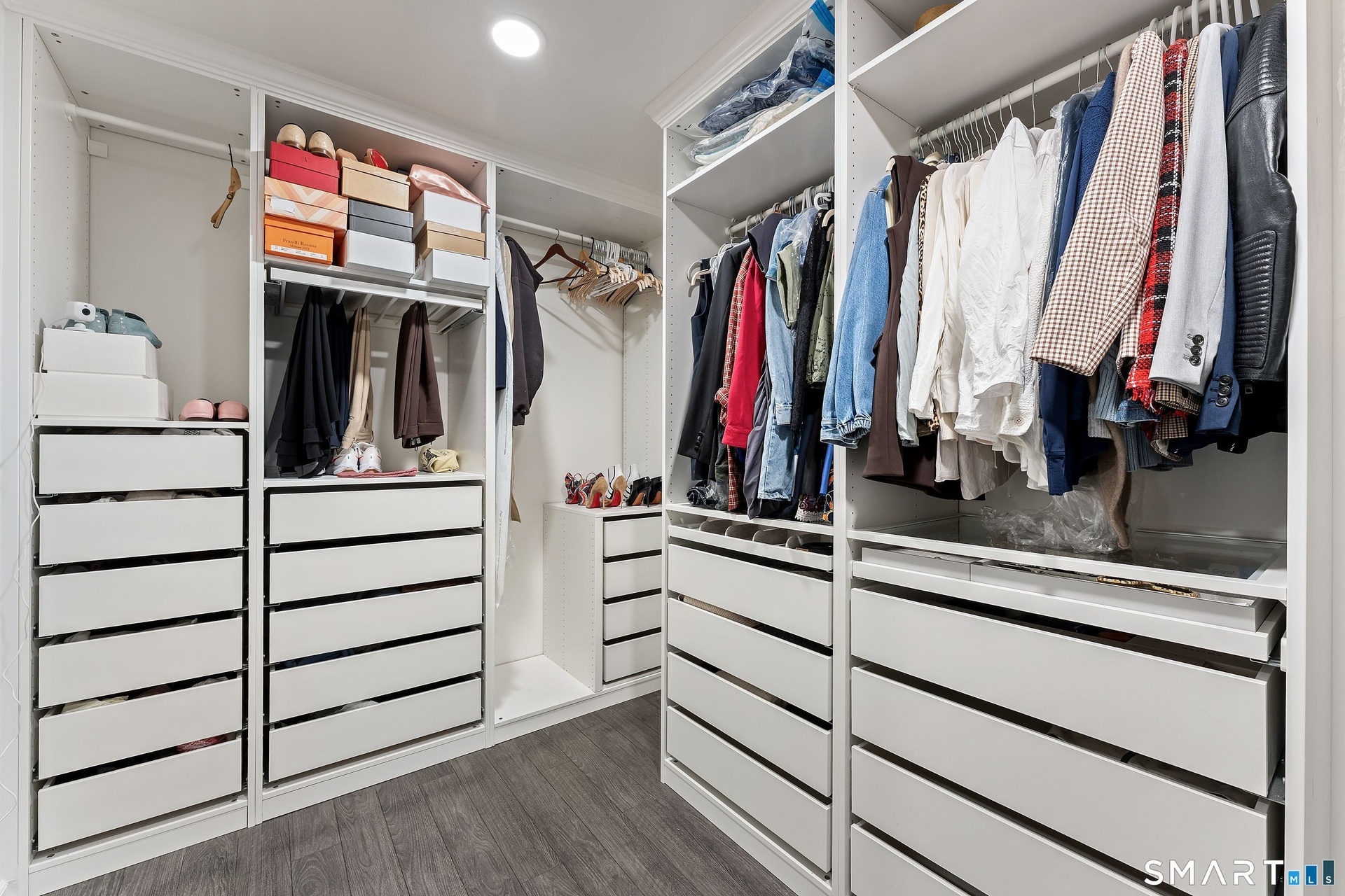 Walk In Closet