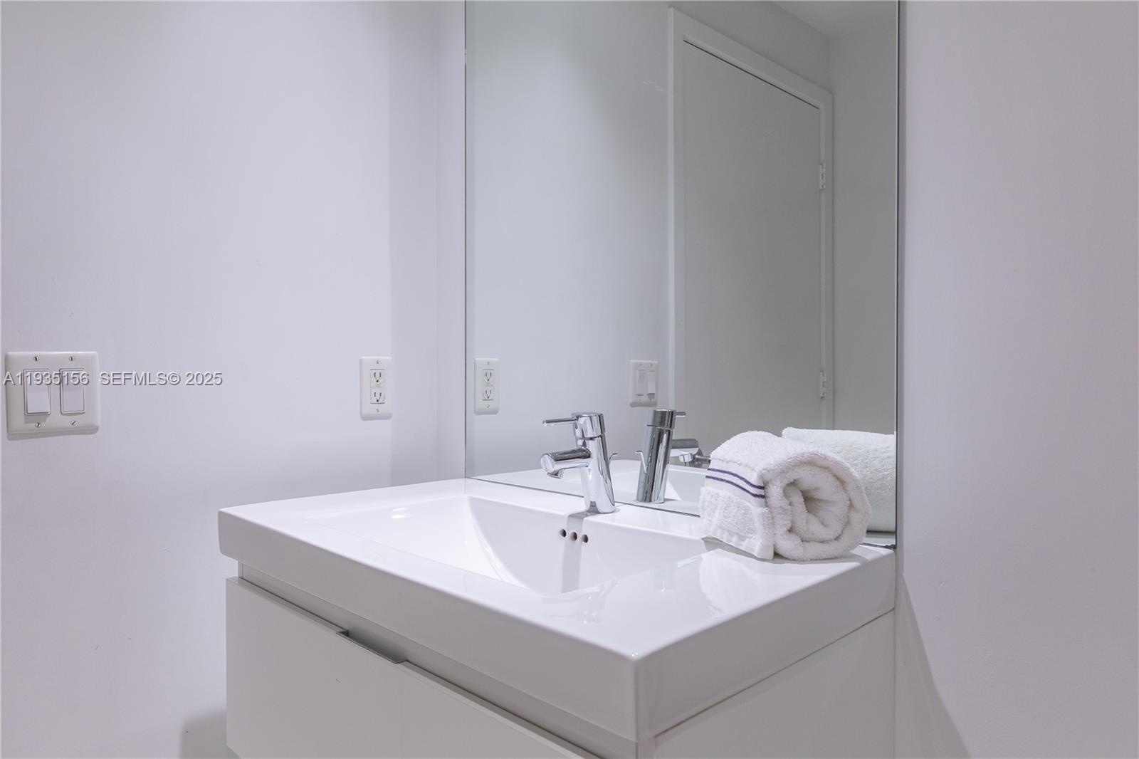 second suite