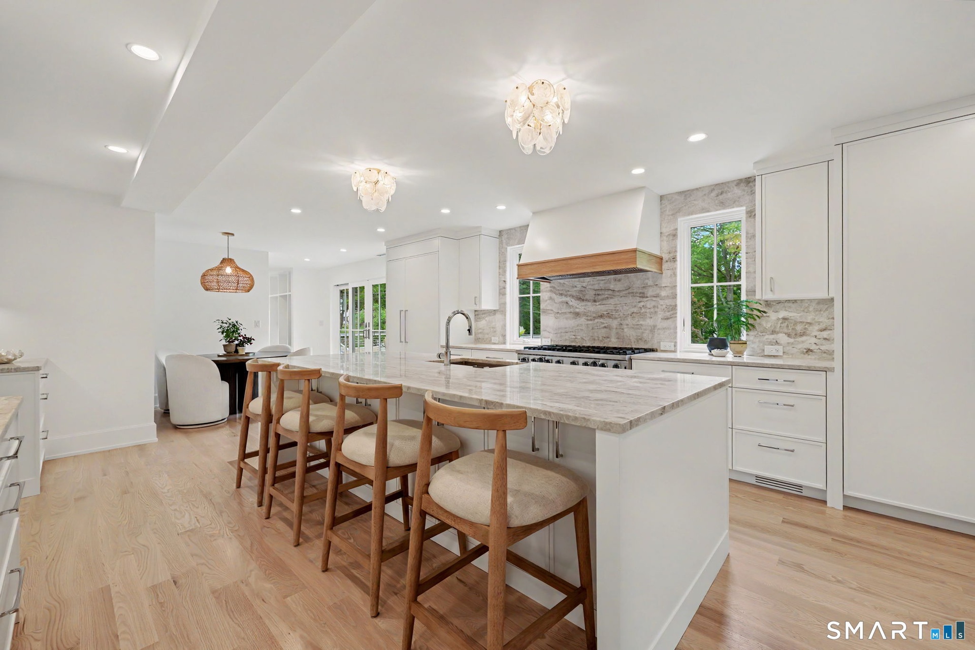 Island Kitchen