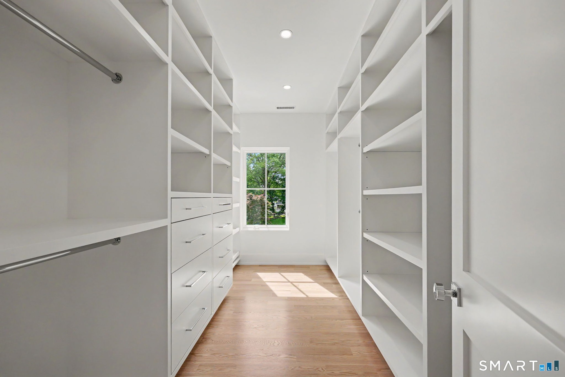 Walk In Closet