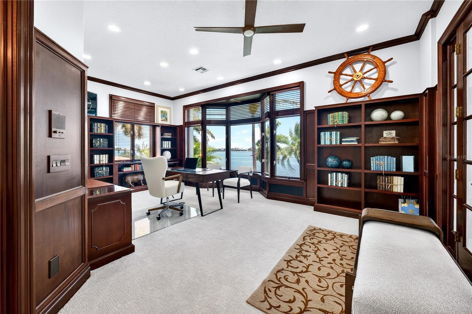 4th Bedroom/2ndOffice