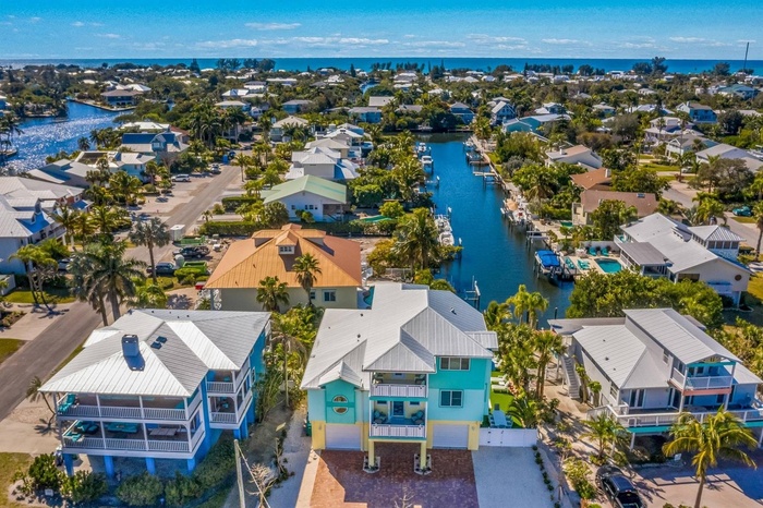 Stunning property in Anna Maria!