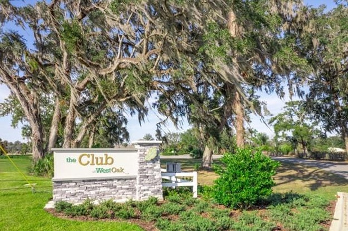 Welcome to the Club at West Oak
