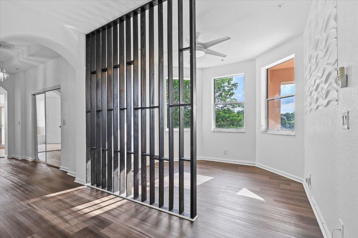 MASTER BEDROOM EN-SUITE OFFICE SPACE ON SECOND FLOOR