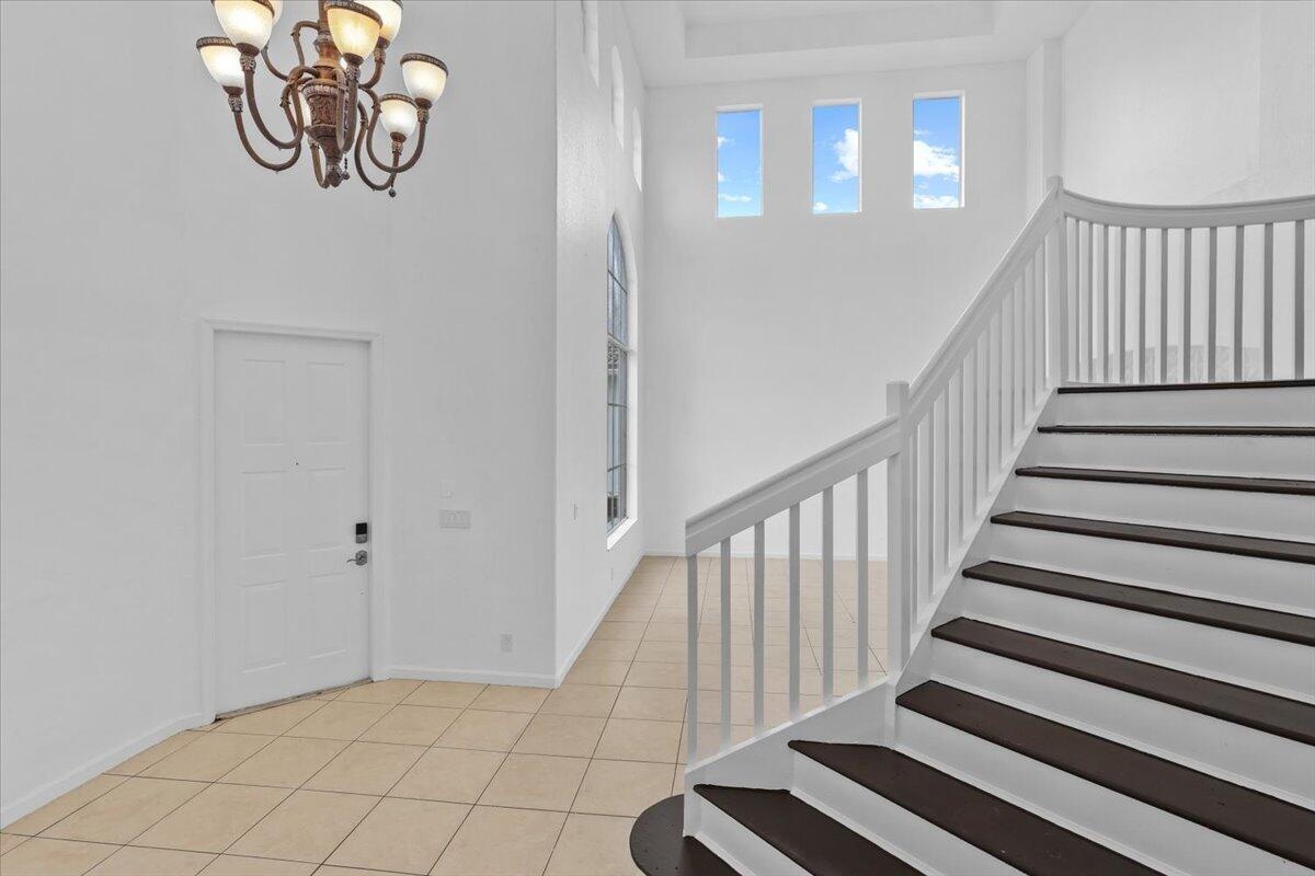ENTRANCE FOYER