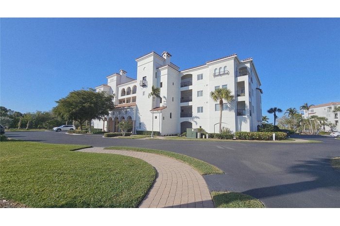 11220 Hacienda Del Mar