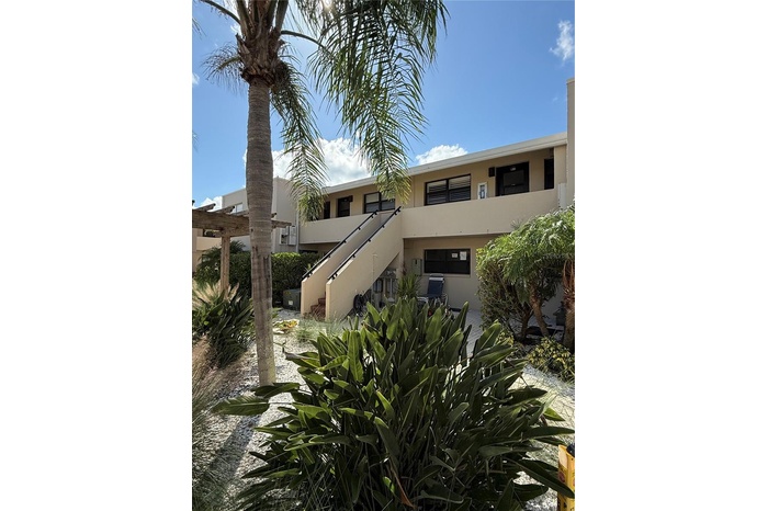 Welcome to Casa Del Mar D10!