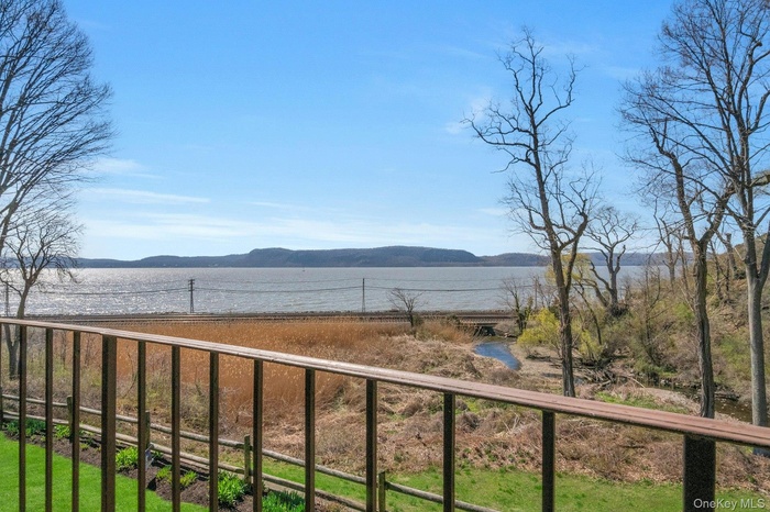 Stunning views Hudson River