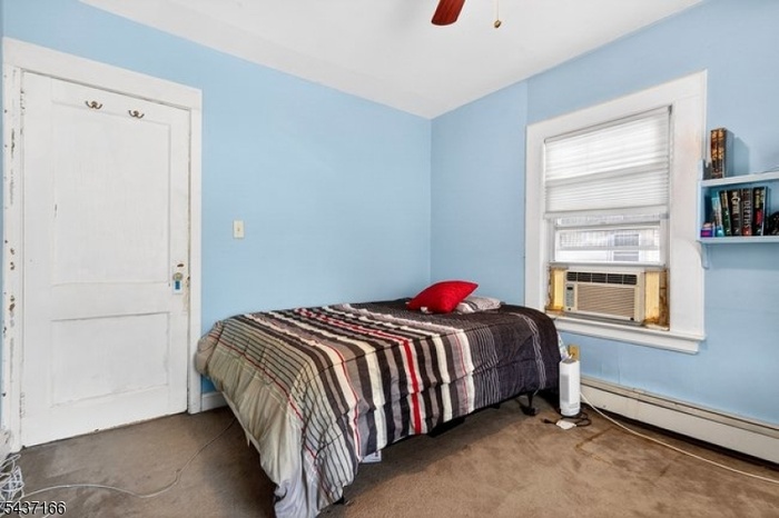 Bedroom #1