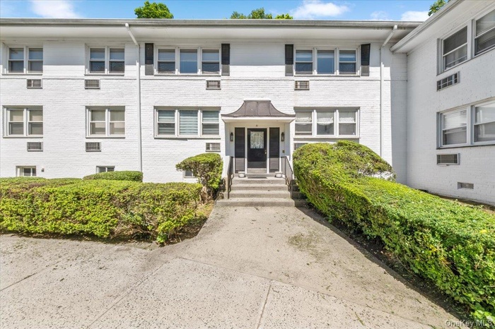 Welcome home to 51 Avon Circle, Apt #D (second floor apartment). Rye Ridge is a Condo Community of Garden Style apartments.