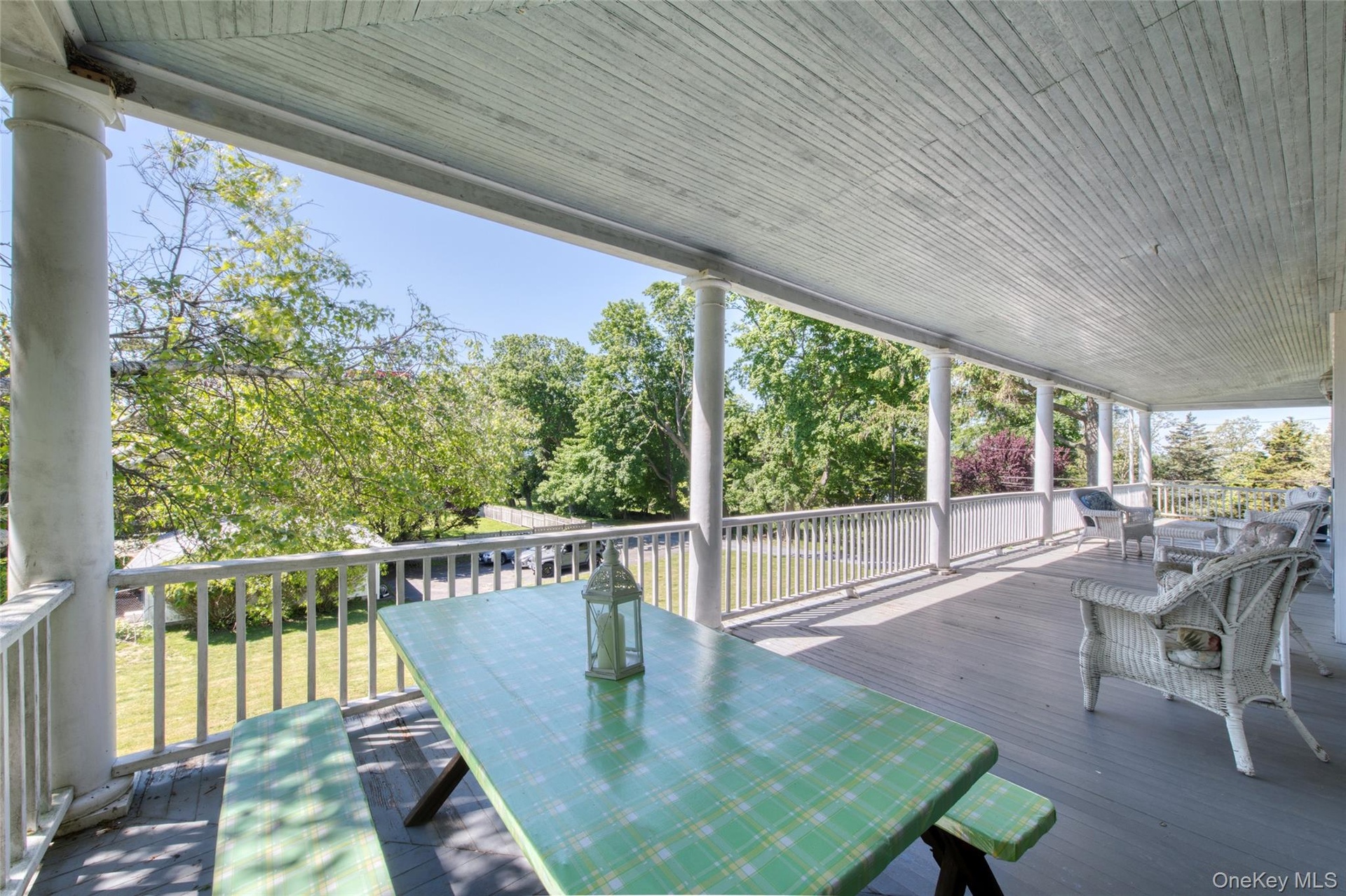 dining area on porch