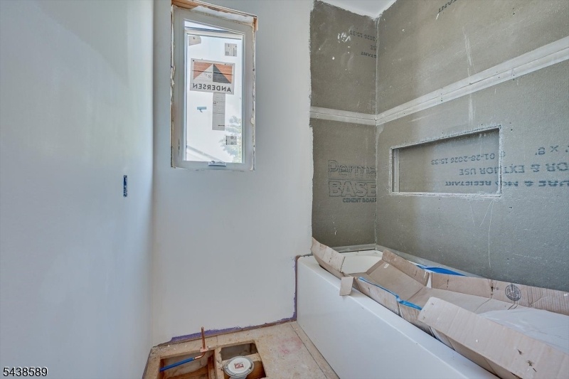 4th Bathroom