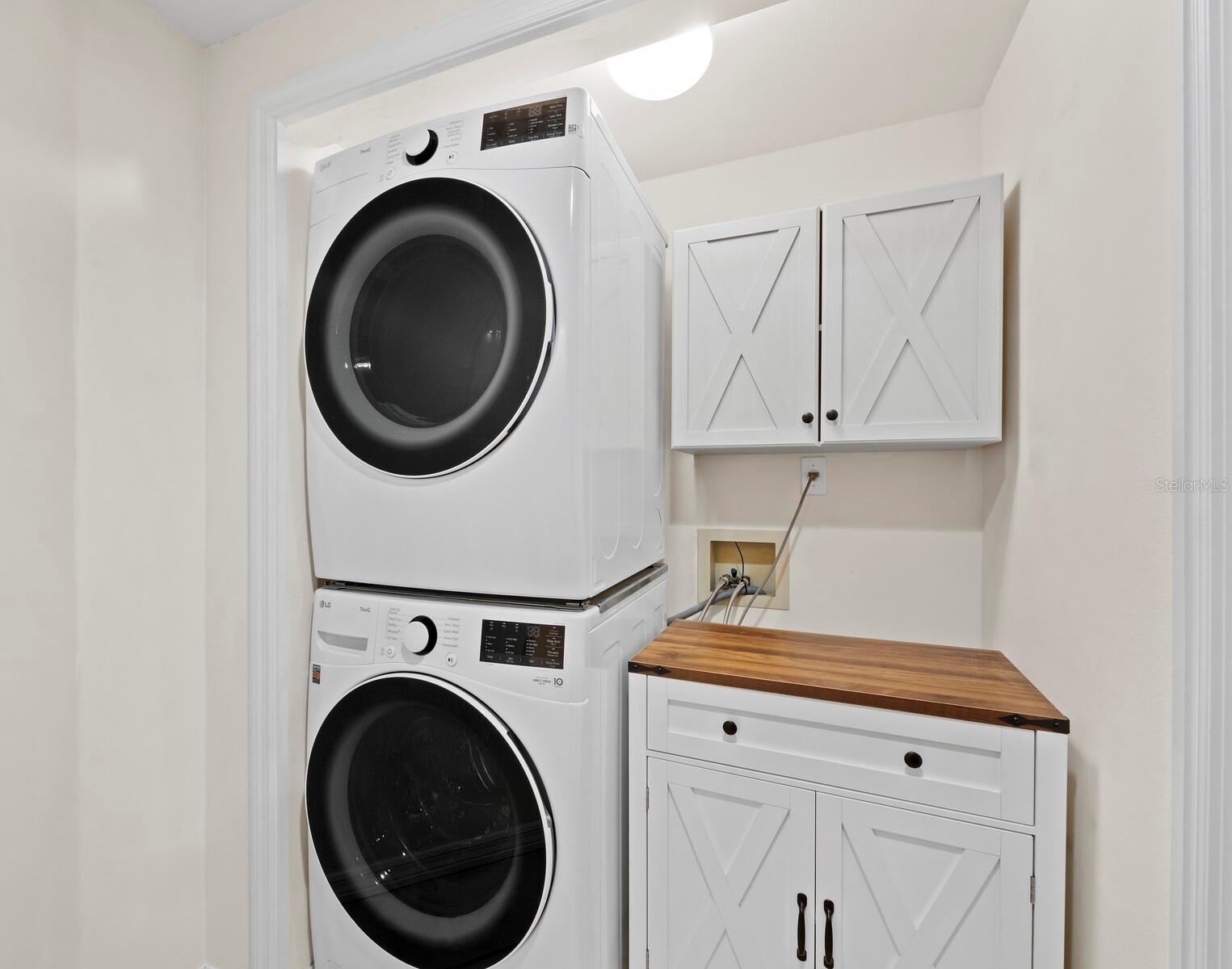 Powder Room and Laundry