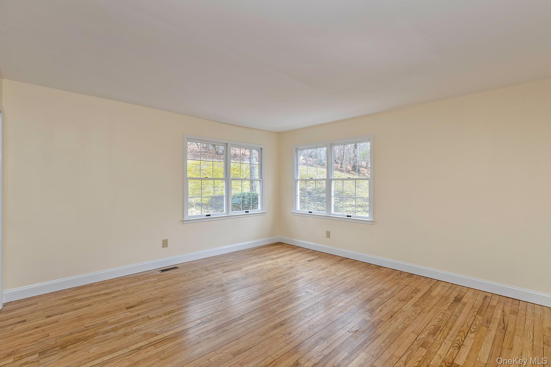 First Floor Bedroom or Home Office