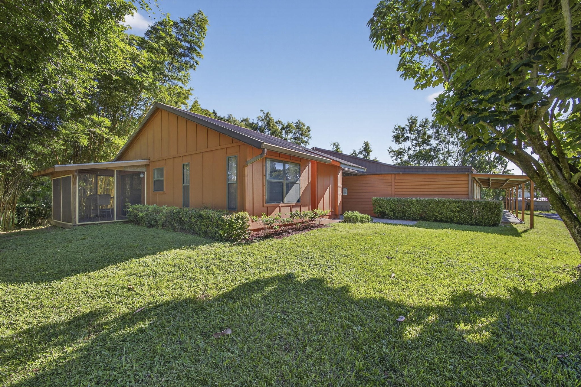 Guest Apt & Barn