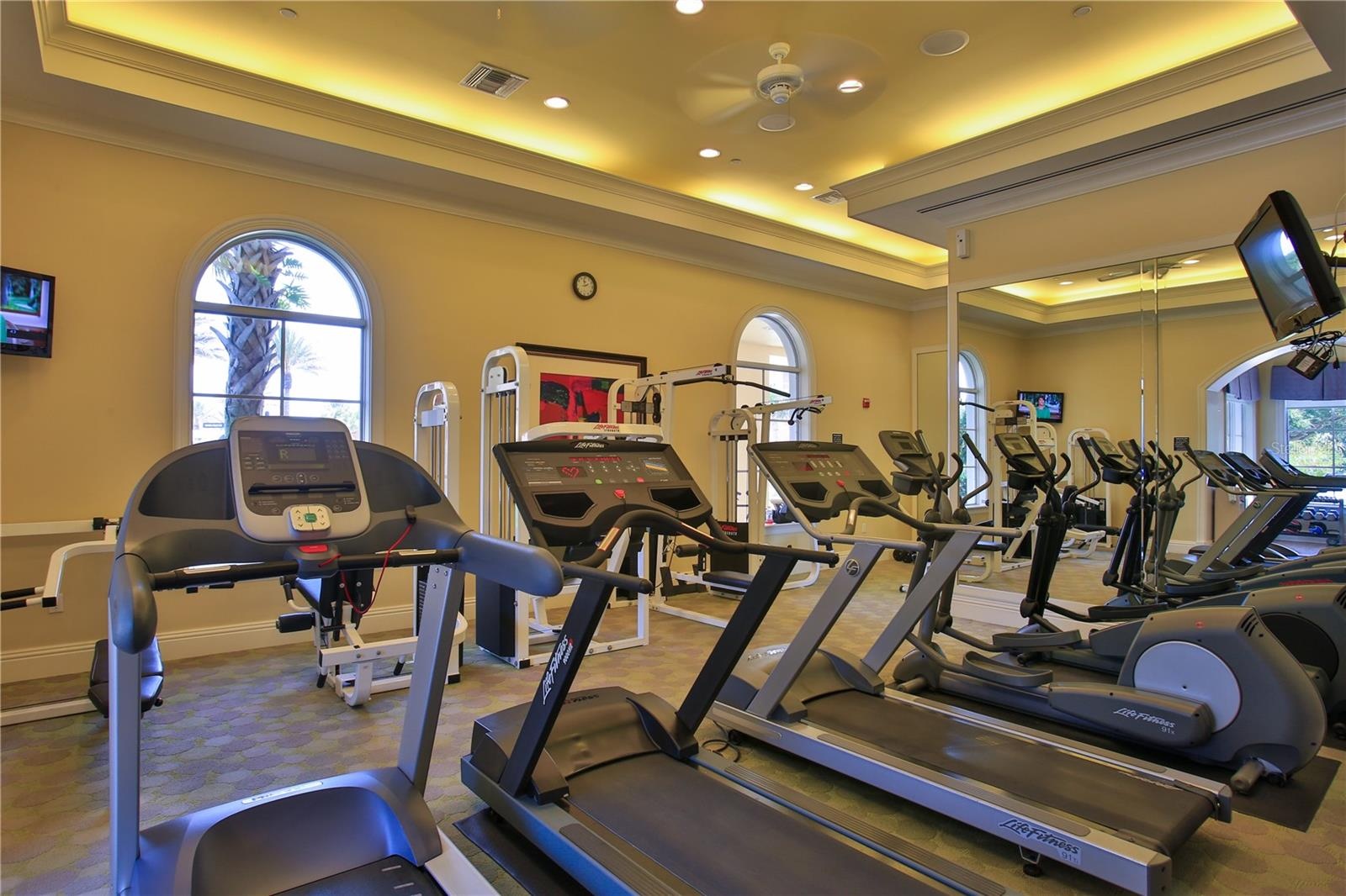 Fitness center & sauna!