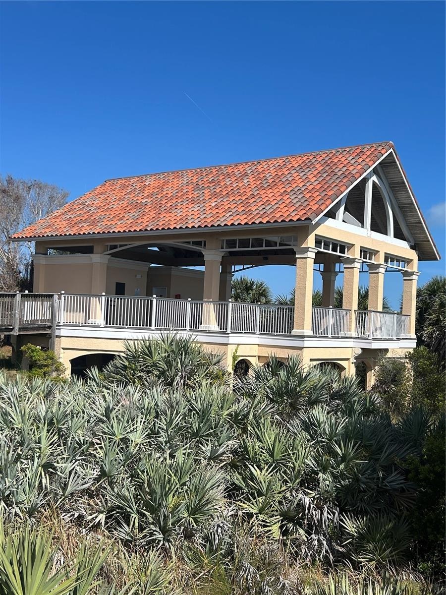 Oceanfront pavilion has baths & great for parties
