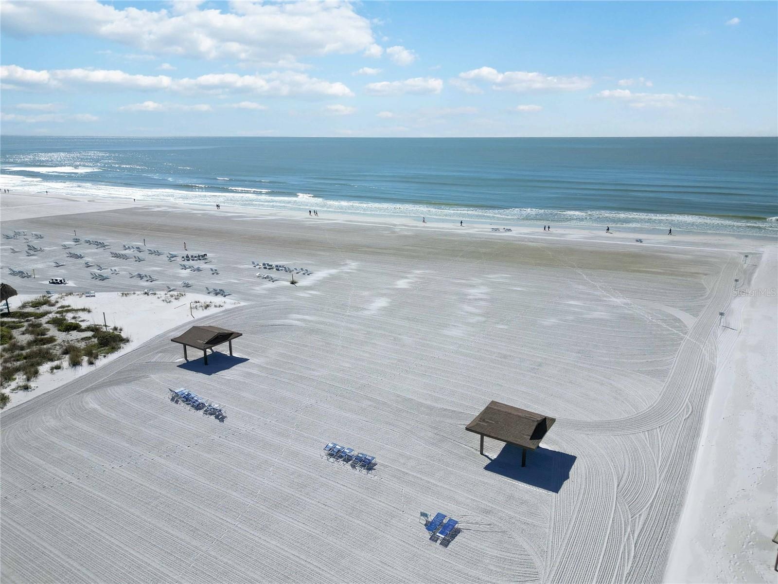 Spacious Deeded Beach Access