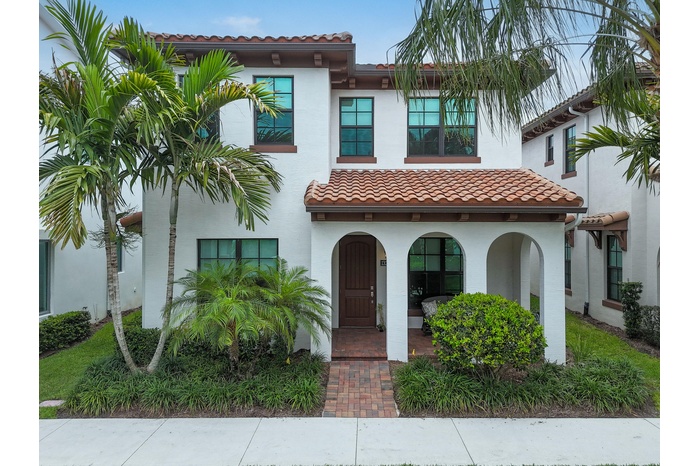 Welcome Home to 13279 Machiavelli Way!