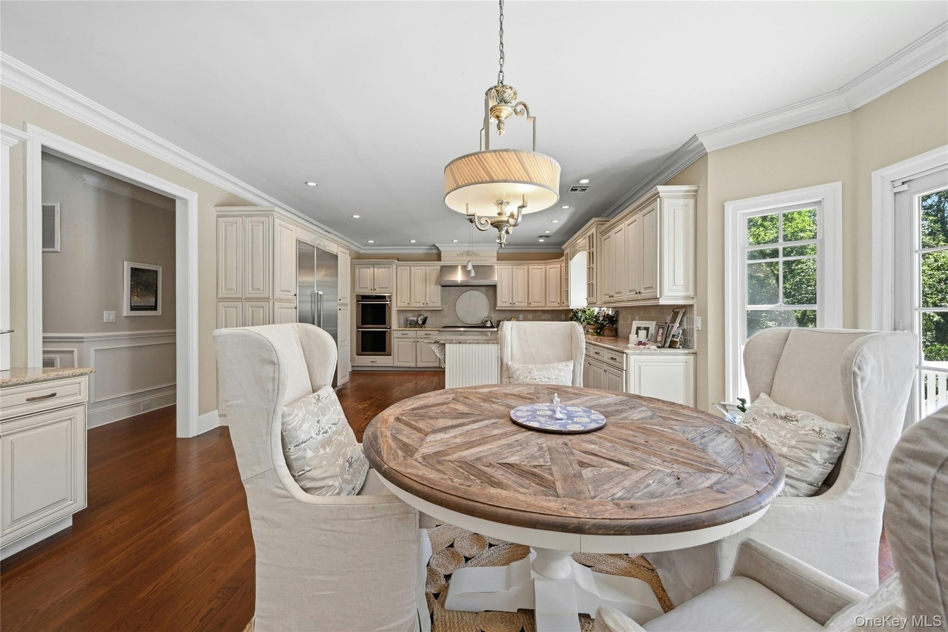 Kitchen w Thermador Appliances