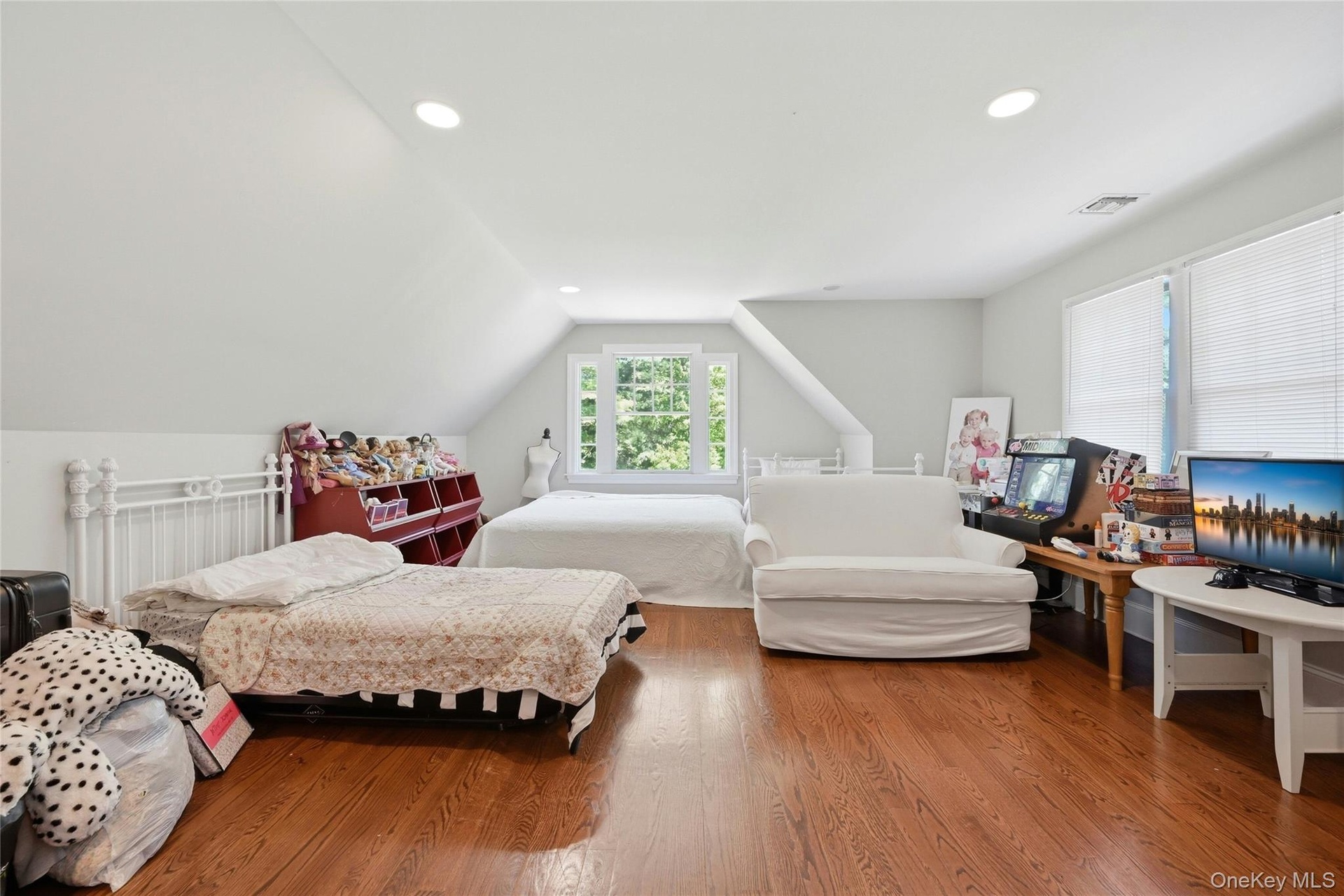 Second Floor Bonus Room