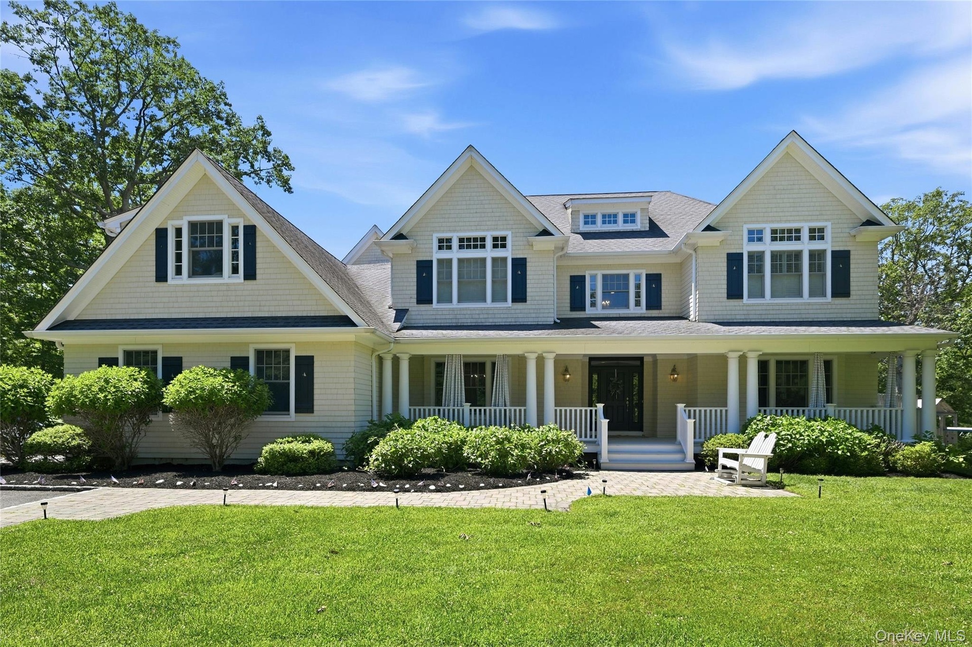 1330 Ridge Rd. Laurel Hollow