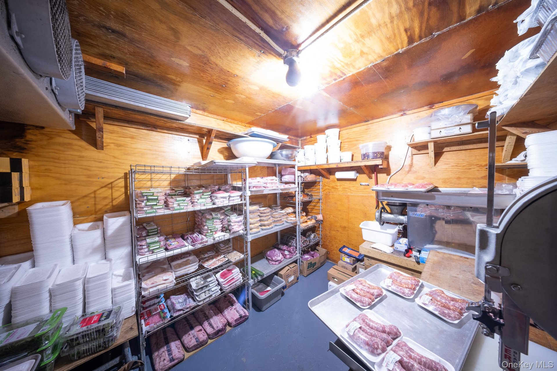 Deli Walk In Box