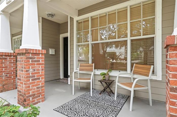 Hyde Park Living, Enjoy your the front porch and the outdoor lifestyle
