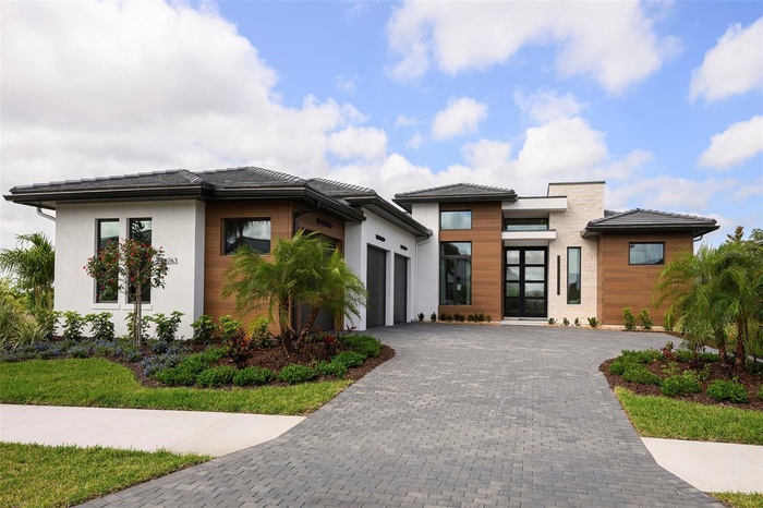 Photo Lago model home