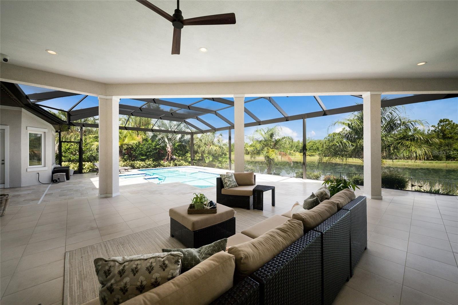 Large covered lanai