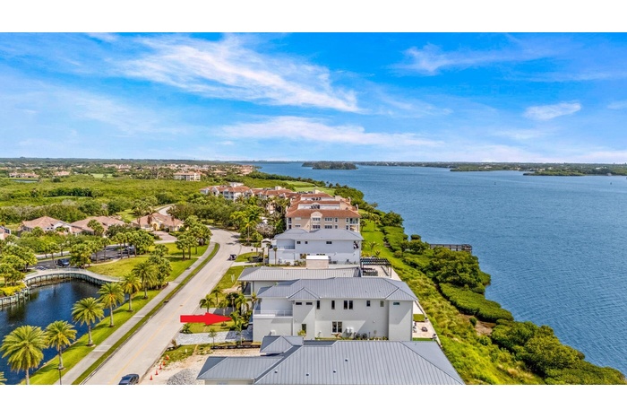 Enjoy Spectacular Riverfront Views