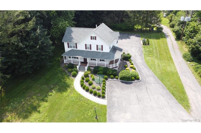 Aerial view of property and surrounding area