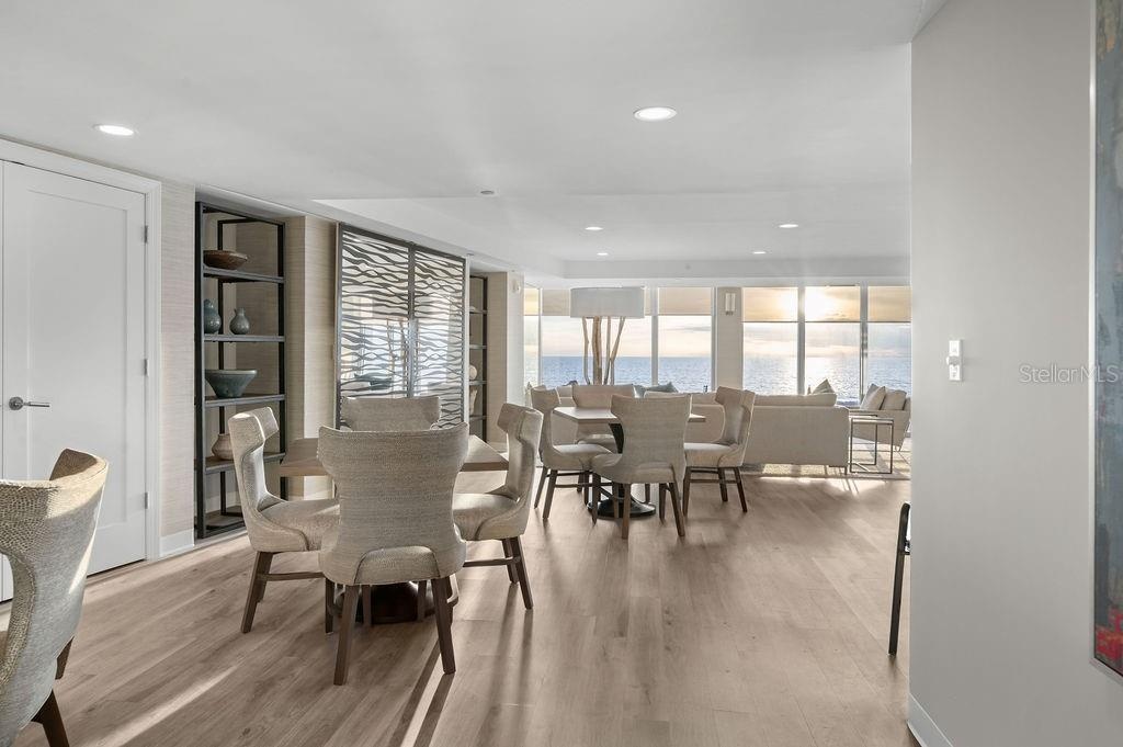 The Club room offers intimate spaces for games, meetings, relaxing and entertaining.