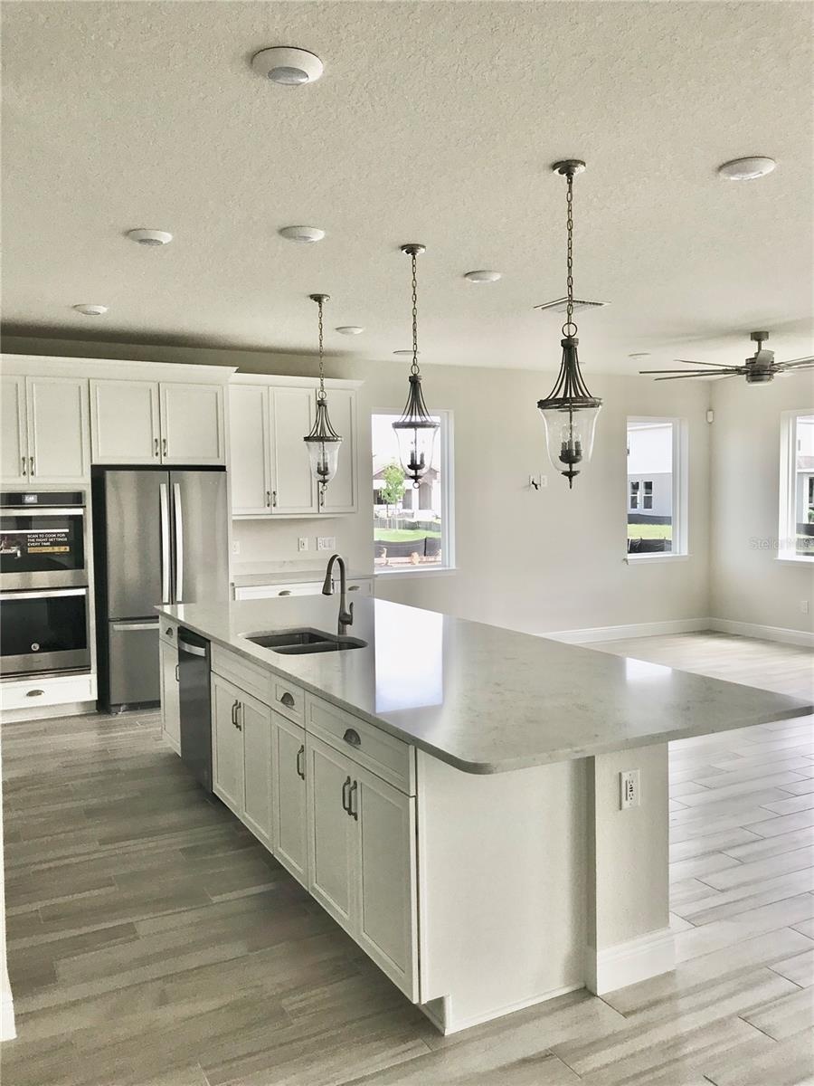 Unfurnished Kitchen