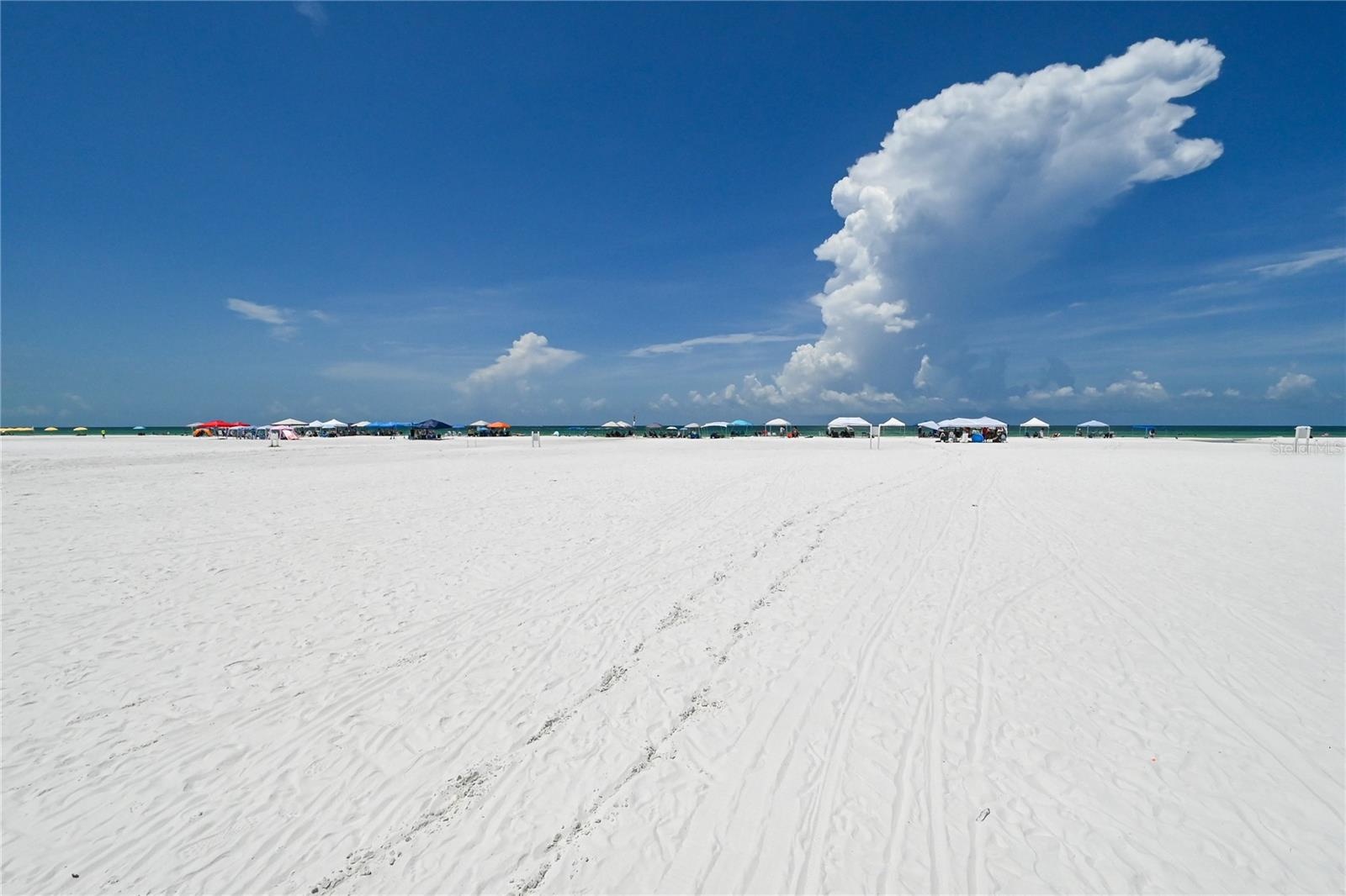 The beach is So White - bring your sunglasses!