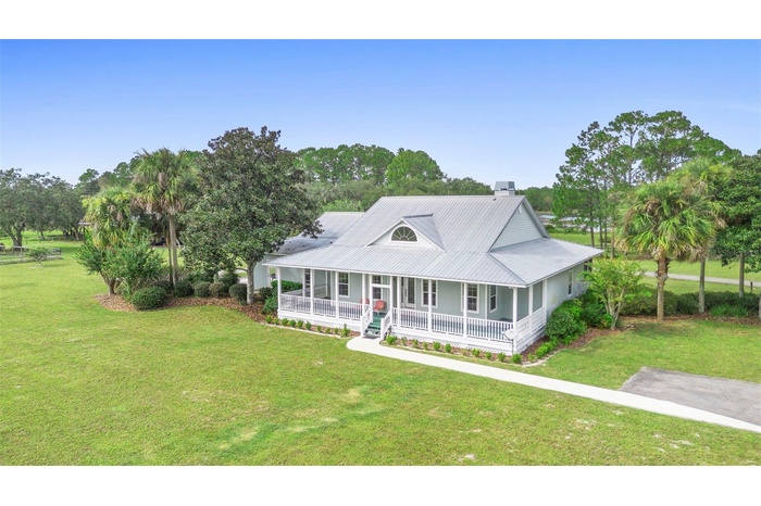 Aerial of front of home.
