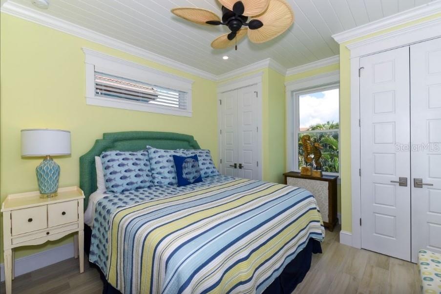 Bedroom #6 mid level with en suite bathroom