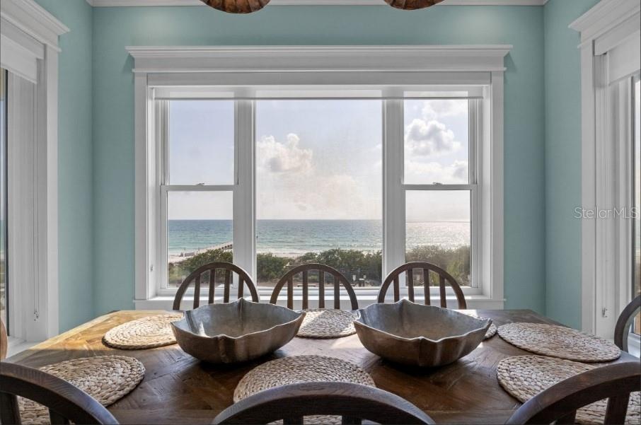 Dining area facing Gulf Views