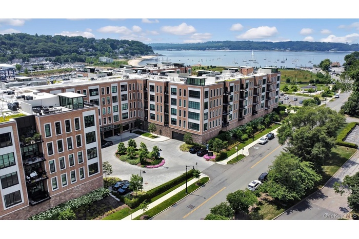 The Beacon at Garvies Point is a luxury waterfront residence, offering elegant design, premium amenities, and stunning views along the esplanade.