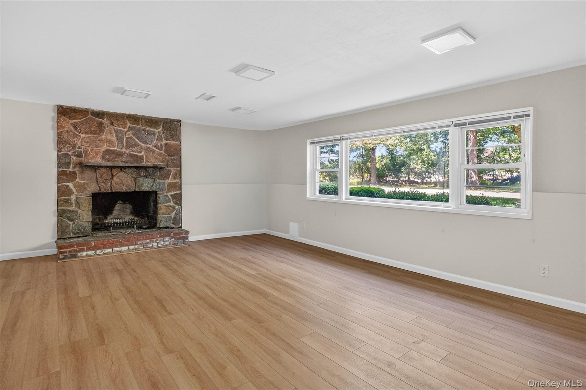 Lower Level Family room/wood burning FRPLC