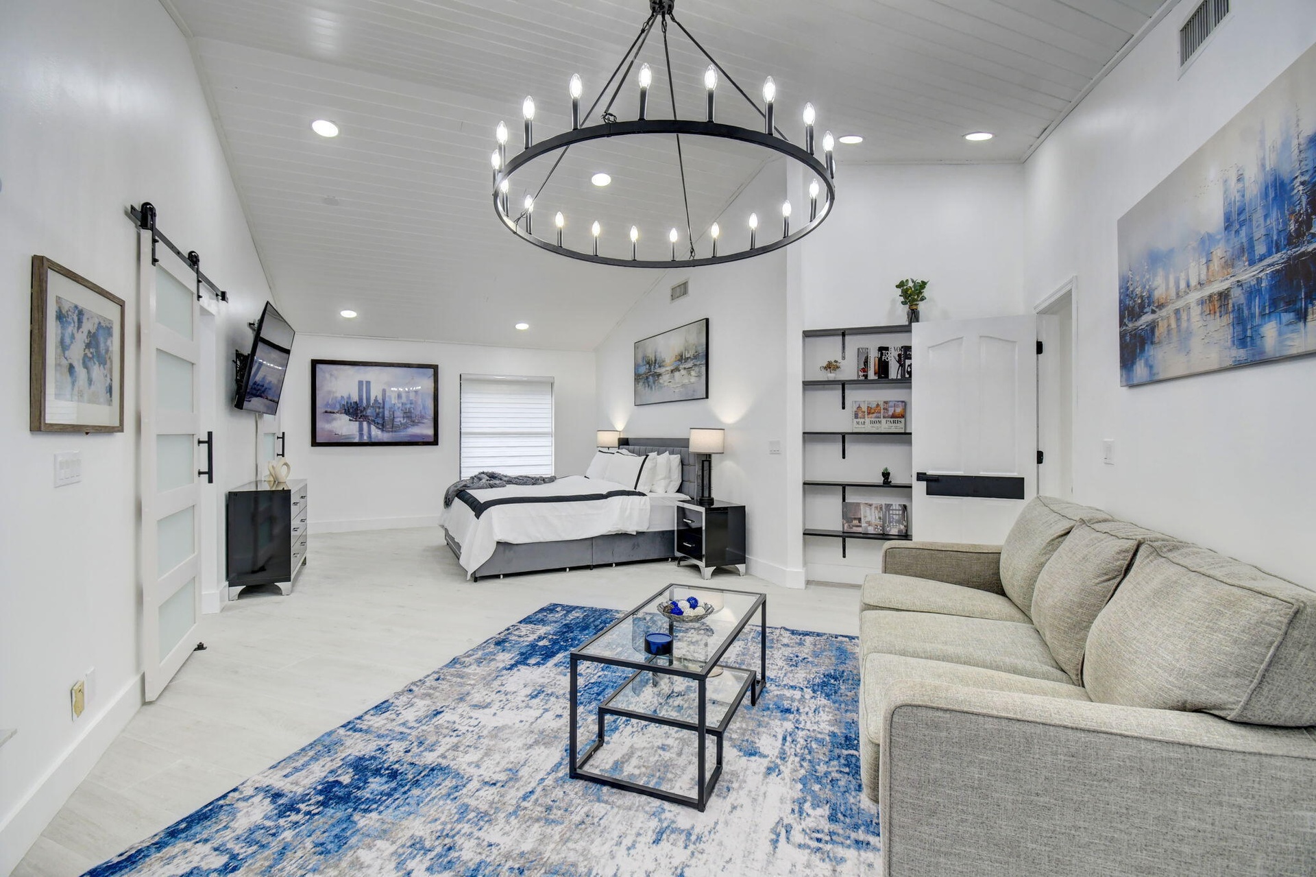 2nd master bedroom