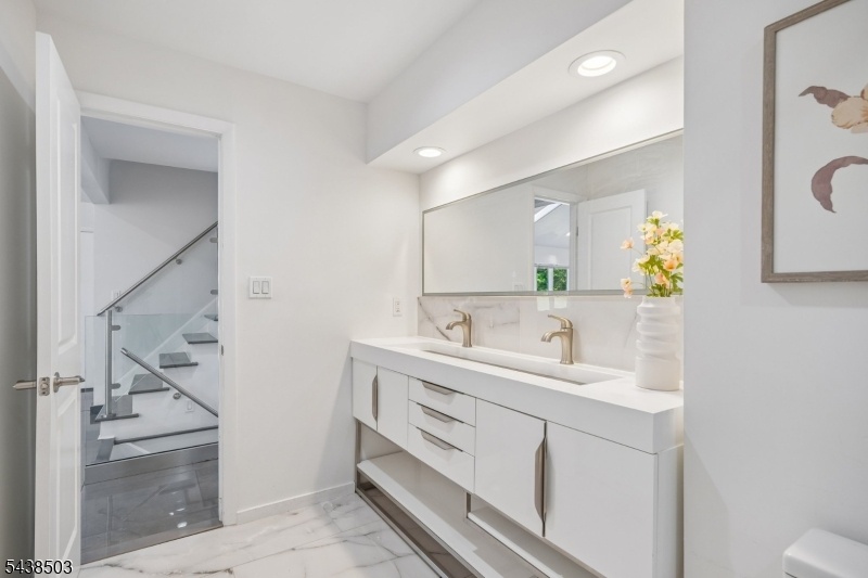 Second Floor Hallway Bath