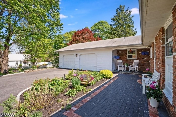 Front Porch & Gardens