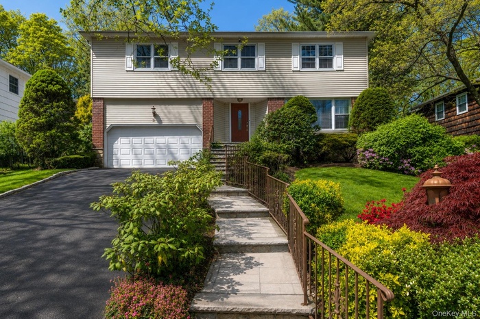 24 Sheldrake. Front of home.