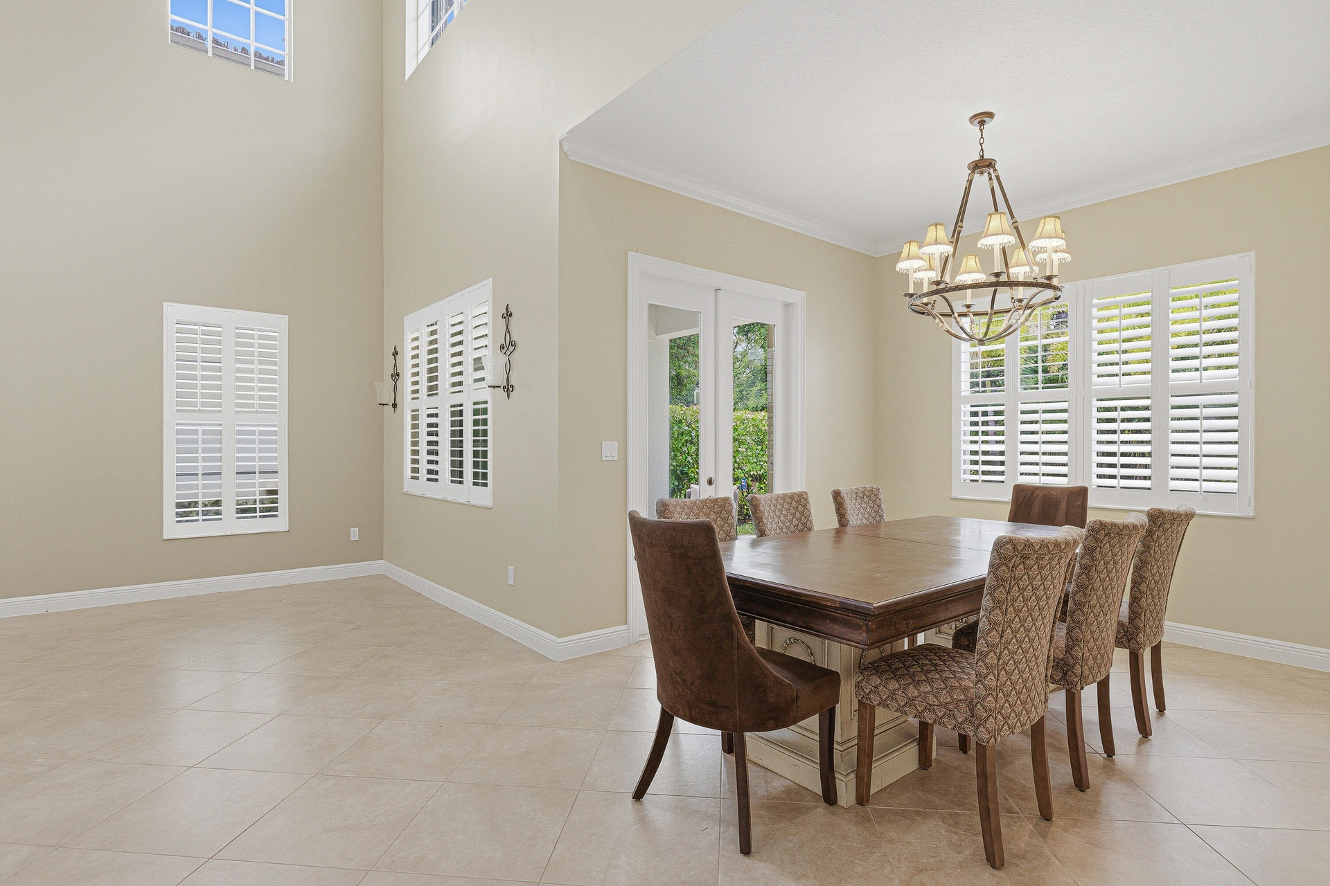 Dining/Living Area