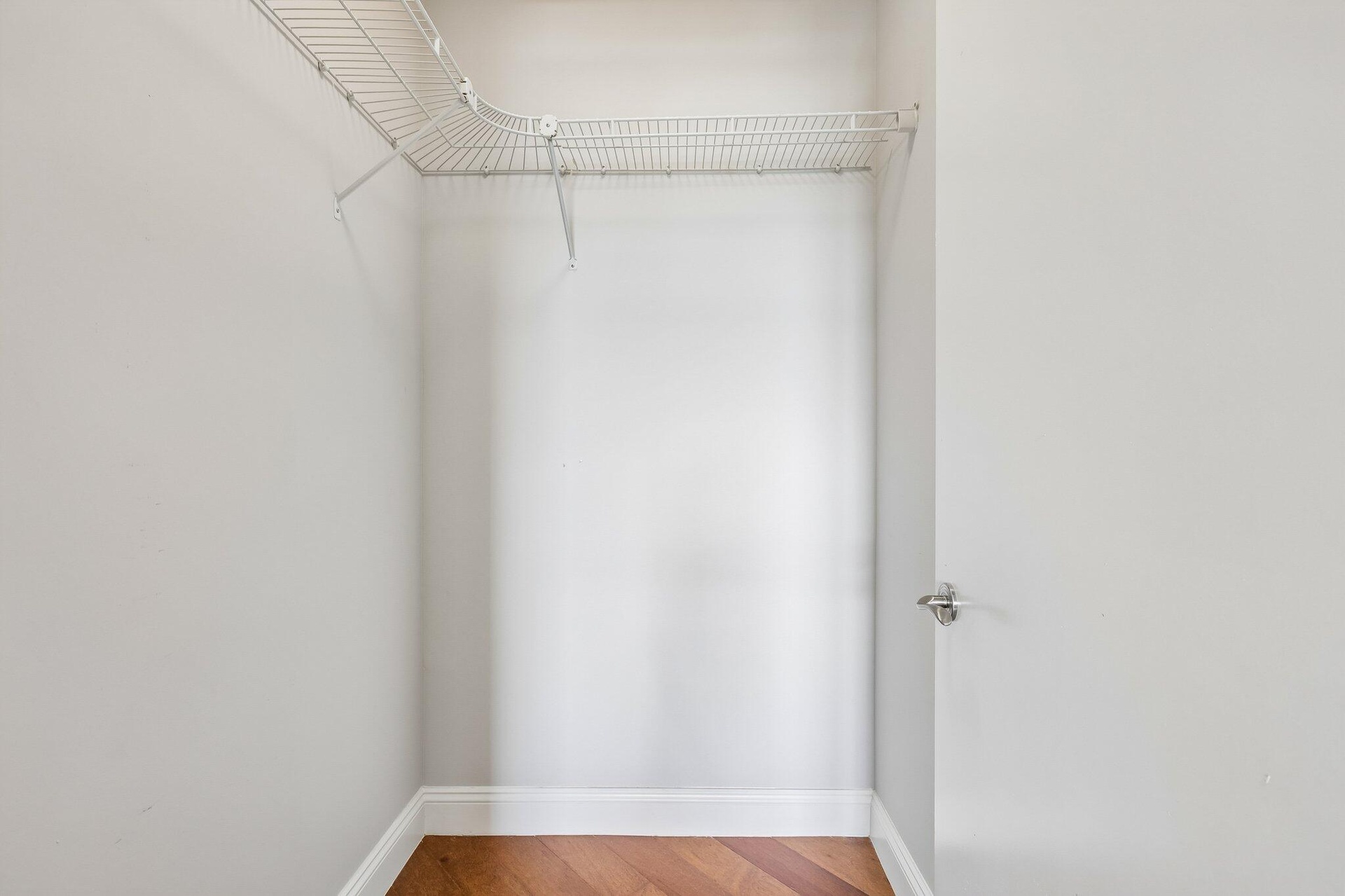 21-web-or-mls-Lake Shore Dr 2508-S2105-0