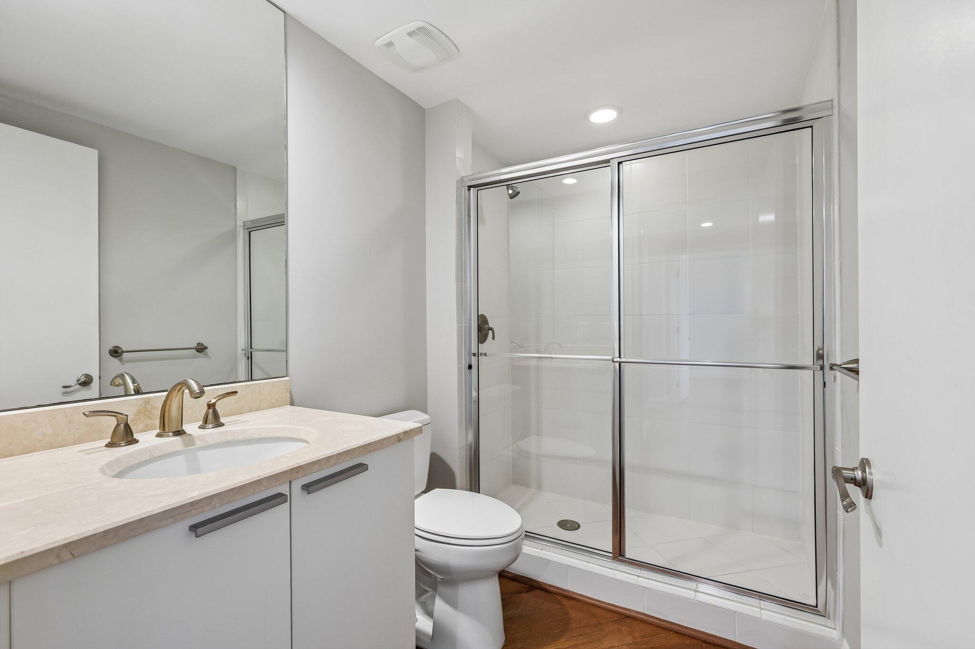 14-web-or-mls-Lake Shore Dr 2508-S2105-0