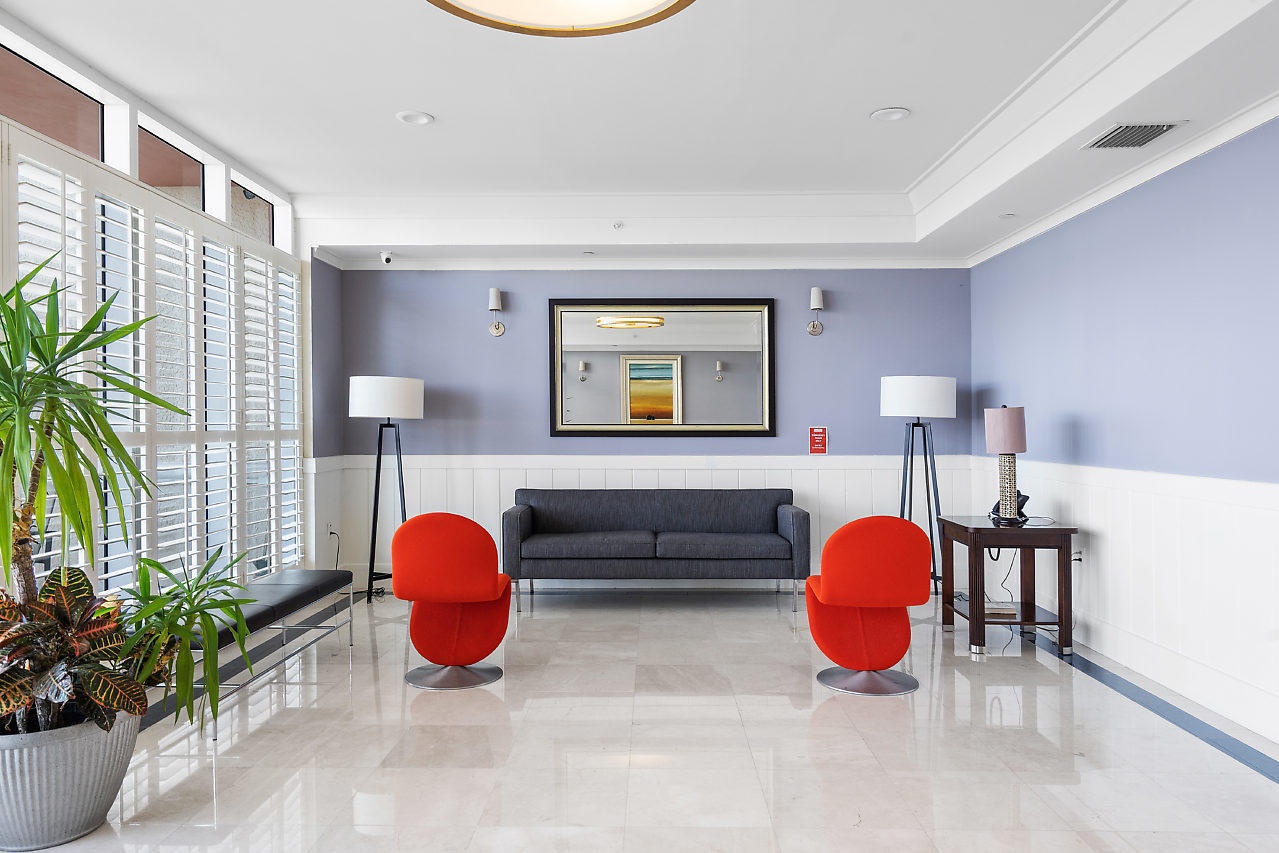 050-2650LakeShoreDr-RivieraBeach-FL-smal