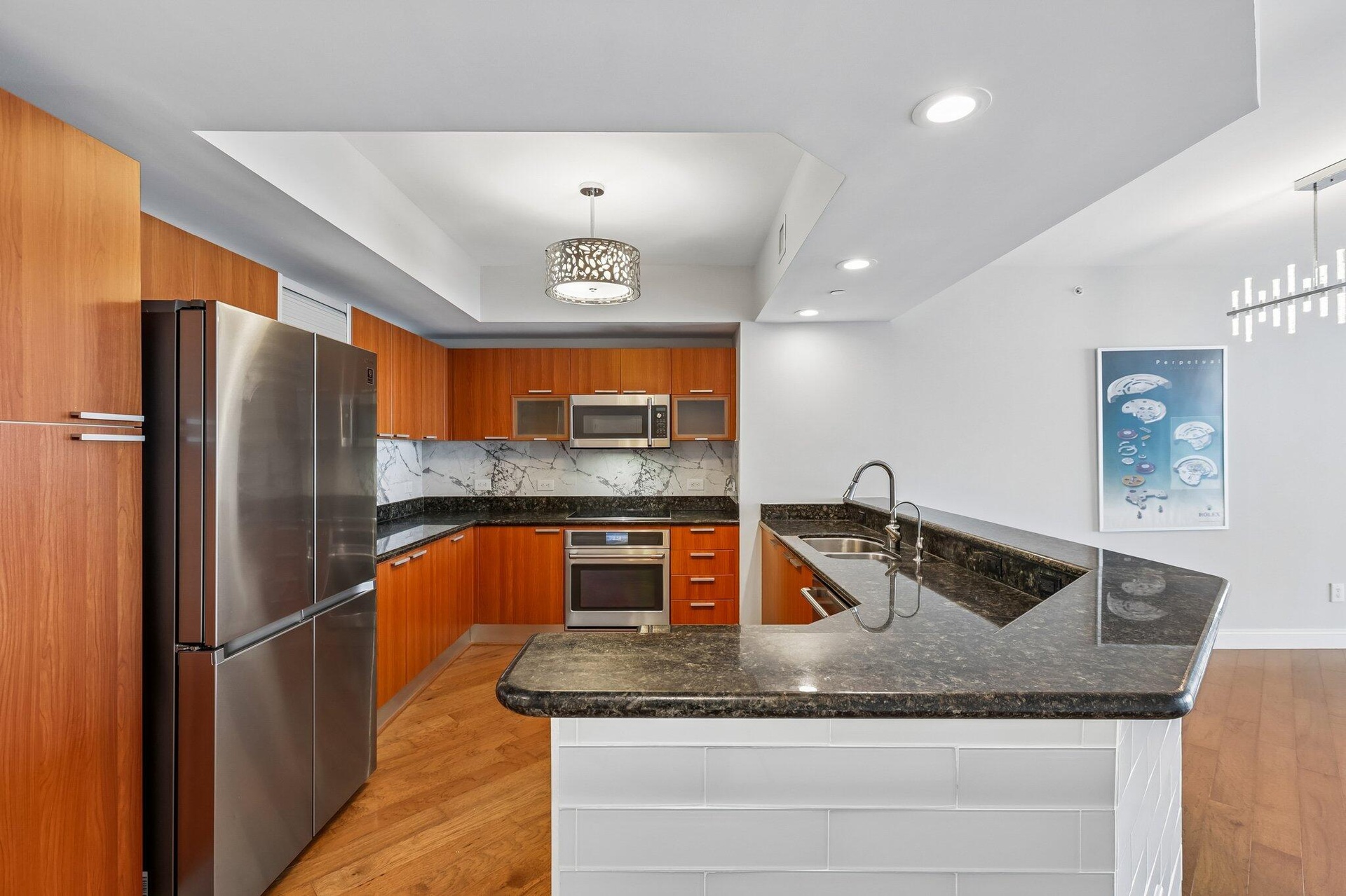 9-web-or-mls-Lake Shore Dr 2508-S2105-00